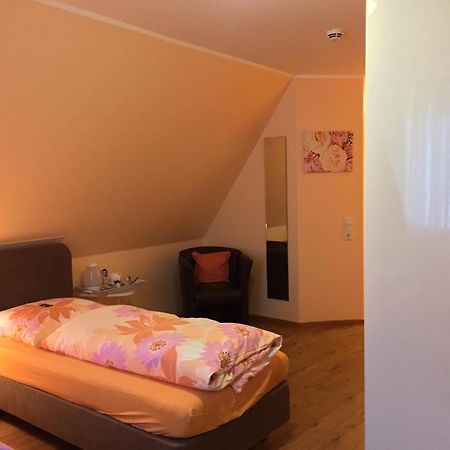 Barcelona Bed & Breakfast Dusseldorf Bilik gambar