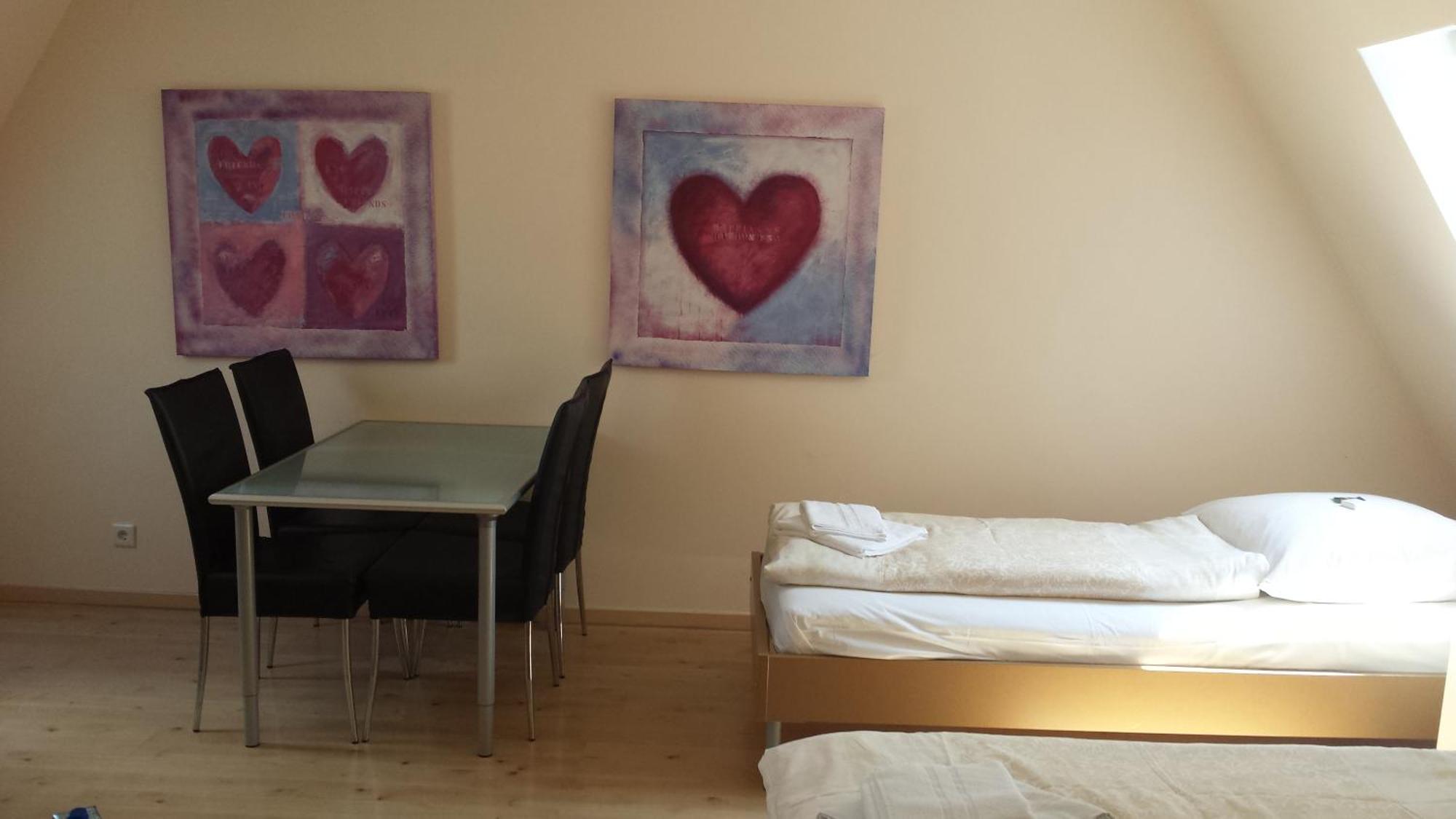 Barcelona Bed & Breakfast Dusseldorf Bilik gambar