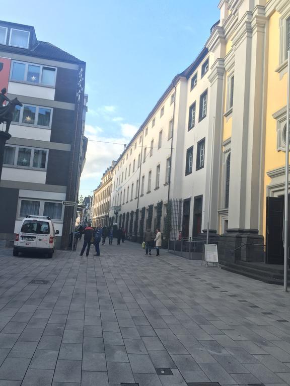 Barcelona Bed & Breakfast Dusseldorf Luaran gambar