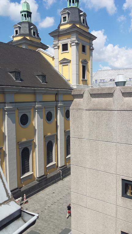 Barcelona Bed & Breakfast Dusseldorf Luaran gambar