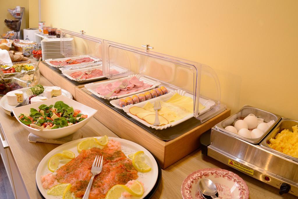 Barcelona Bed & Breakfast Dusseldorf Luaran gambar