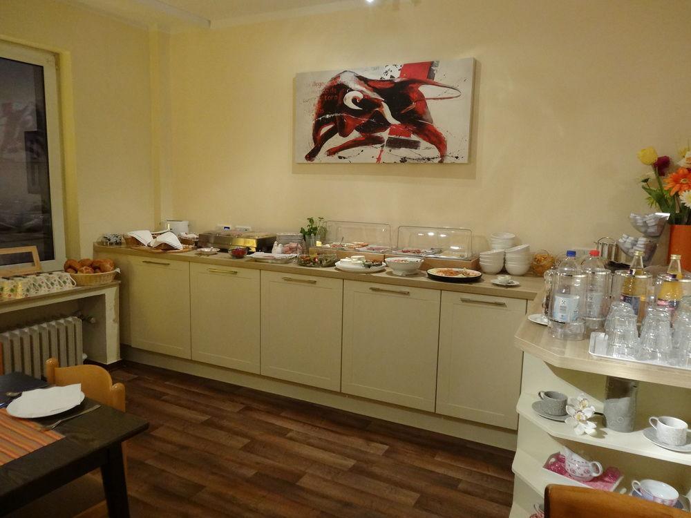 Barcelona Bed & Breakfast Dusseldorf Luaran gambar