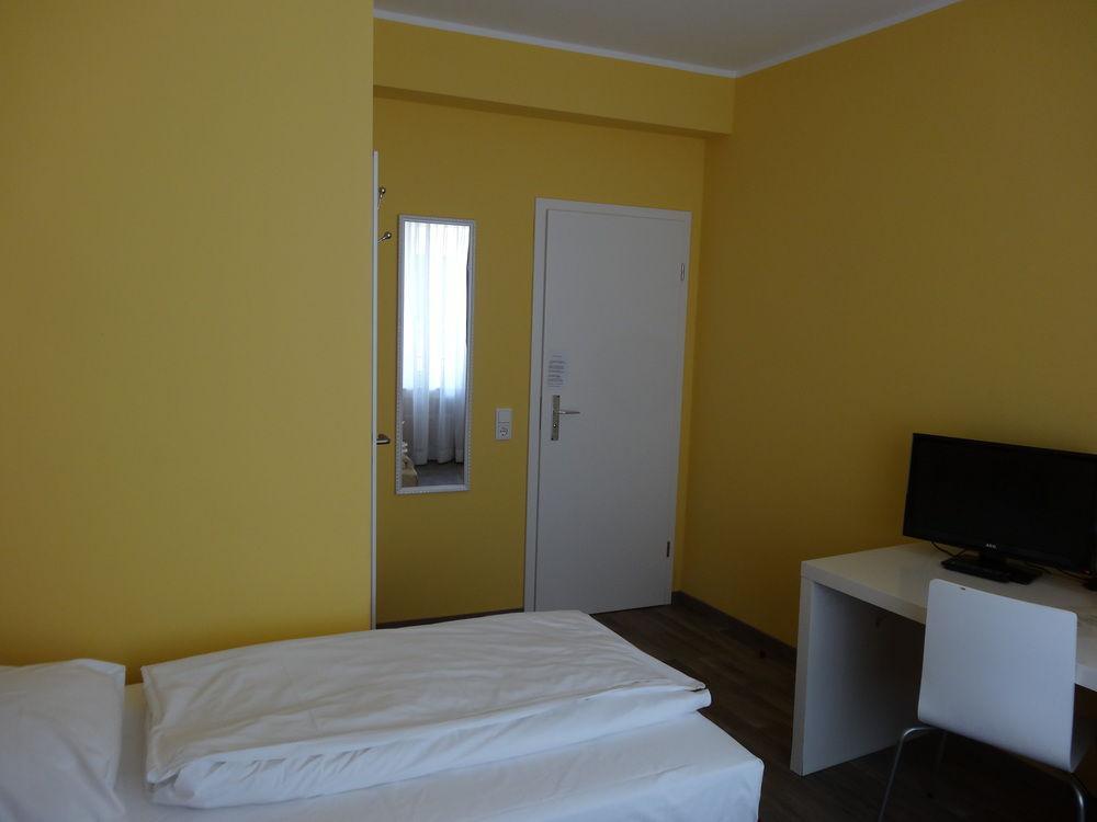 Barcelona Bed & Breakfast Dusseldorf Luaran gambar