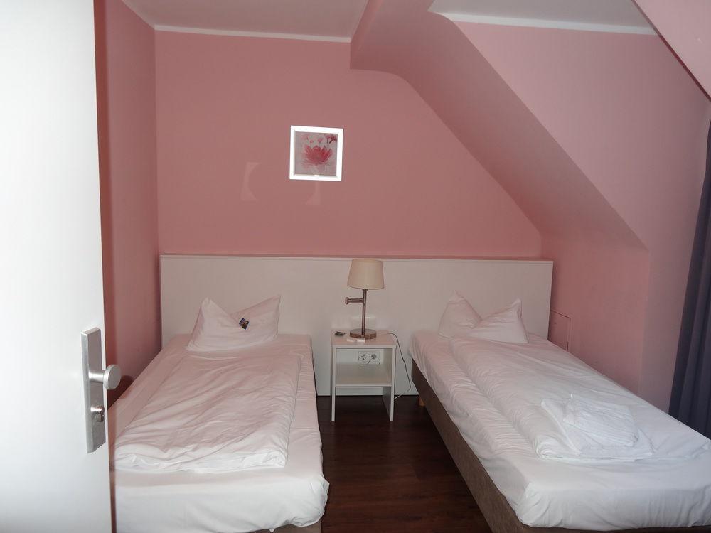 Barcelona Bed & Breakfast Dusseldorf Luaran gambar