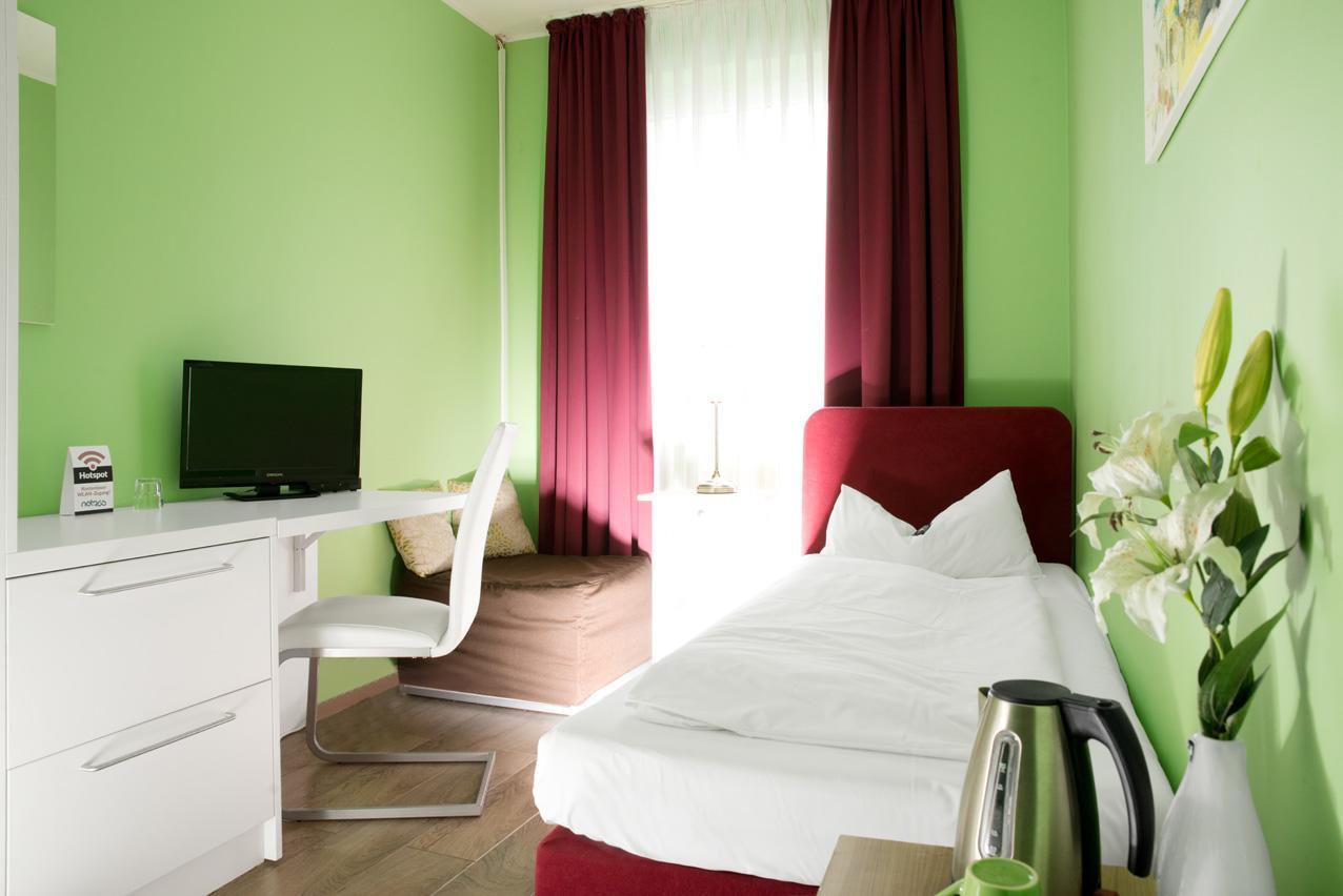 Barcelona Bed & Breakfast Dusseldorf Luaran gambar